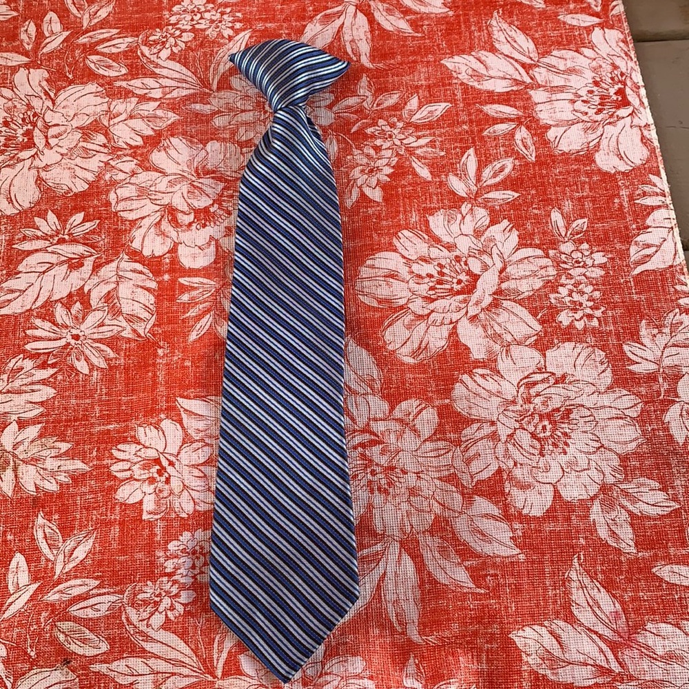 Kids tie